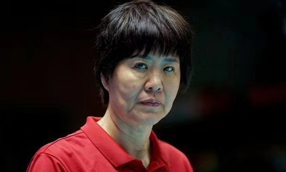 中國女排登上《新聞聯(lián)播》！歐陽夏丹：女排精神才是永遠(yuǎn)的愛豆