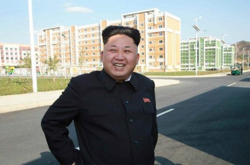 金正恩再次指導(dǎo)超大型火箭炮試射 稱“令人滿意”