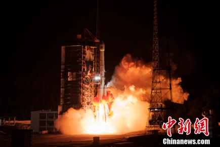 中國(guó)成功發(fā)射通信技術(shù)試驗(yàn)衛(wèi)星四號(hào)