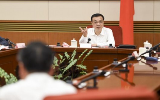 李克強主持召開國務院常務會議 聽取今年減稅降費政策實施匯報等