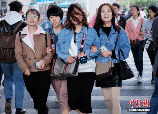 冷空氣繼續(xù)影響北方地區(qū) 江南華南等地有小到中雨