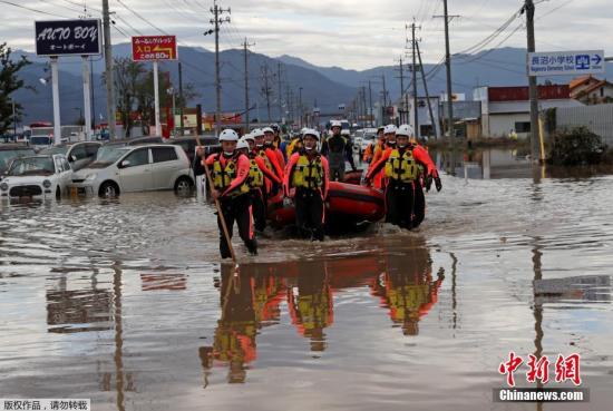 “海貝思”致日本58人喪生 數(shù)千住宅被淹水電難恢復(fù)