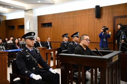 孫小果再審案件開庭審理