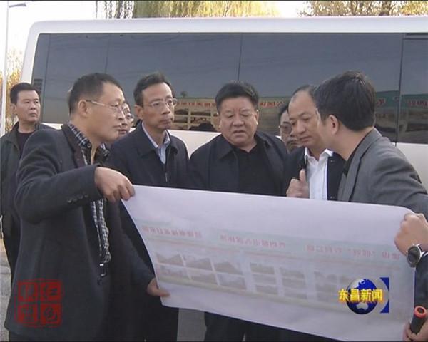 任曉旺來(lái)我區(qū)檢查農(nóng)村村內(nèi)道路硬化建設(shè)工作