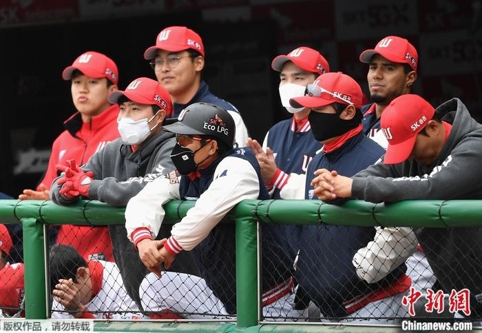 韓國新增58例新冠病例 將對(duì)富川物流中心進(jìn)行全面檢查