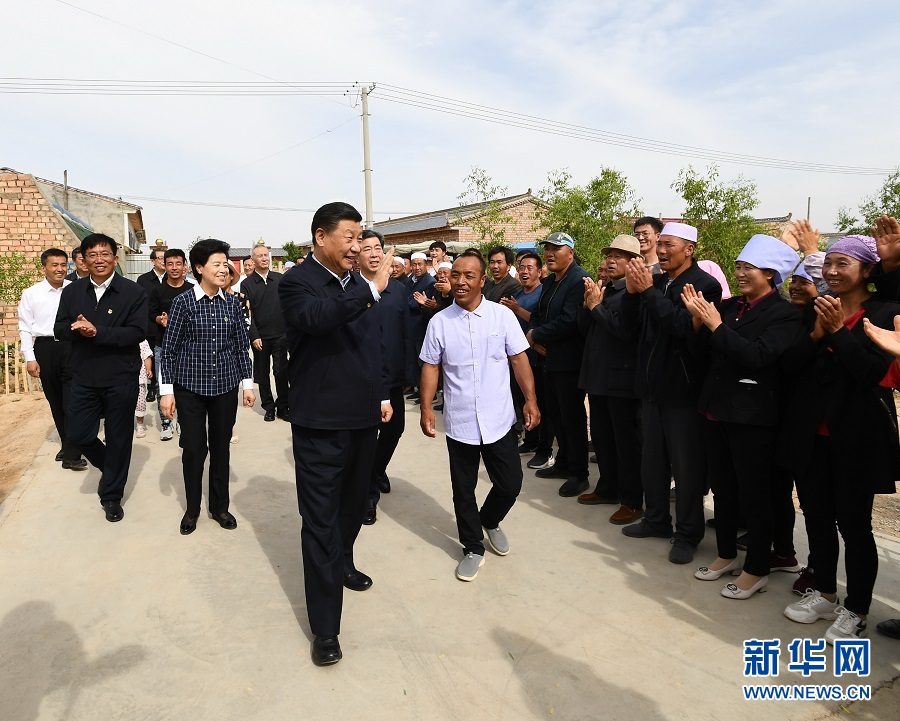 習(xí)近平在寧夏考察時(shí)強(qiáng)調(diào) 決勝全面建成小康社會決戰(zhàn)脫貧攻堅(jiān) 繼續(xù)建設(shè)經(jīng)濟(jì)繁榮民族團(tuán)結(jié)環(huán)境優(yōu)美人民富裕的美麗新寧夏
