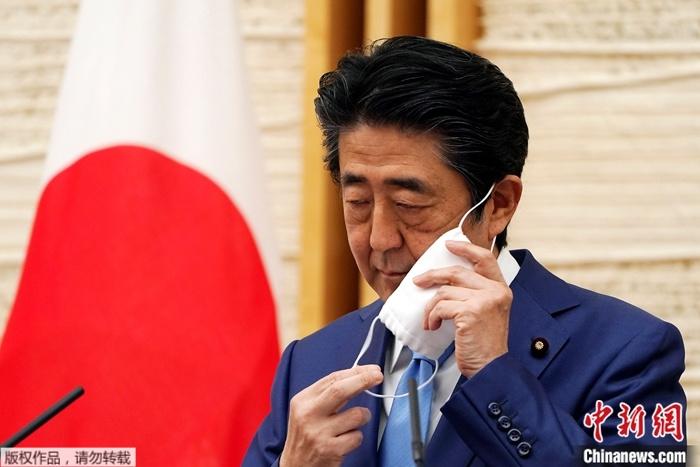 受疫情應(yīng)對與官員賄選影響 安倍內(nèi)閣支持率再下跌