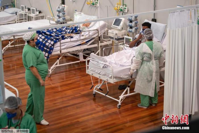 巴西累計新冠肺炎確診病例超92.3萬 死亡病例超4.5萬