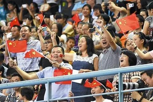 體育賽事解除觀眾限制引爭(zhēng)議
