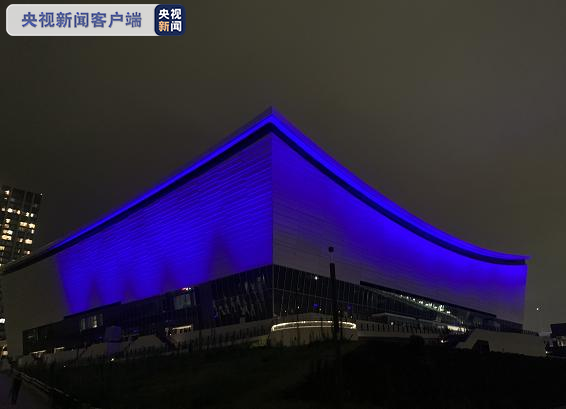 東京奧運(yùn)標(biāo)志性場(chǎng)館亮燈迎接奧運(yùn)會(huì)倒計(jì)時(shí)一周年