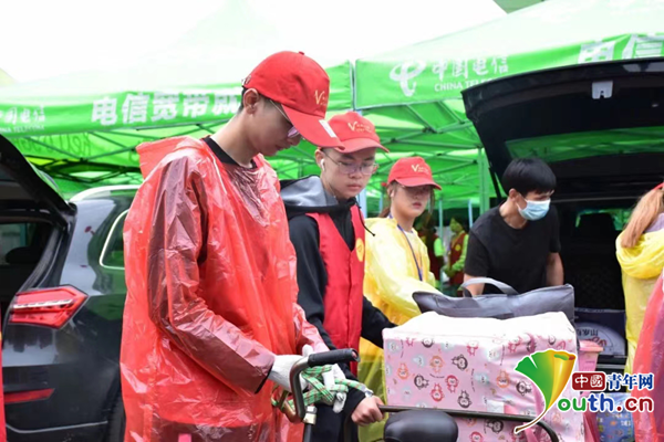 新生迎新生！高校開展“體驗(yàn)式”開學(xué)第一課