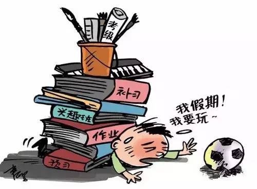學(xué)校不得強(qiáng)制或暗示購(gòu)買指定資料