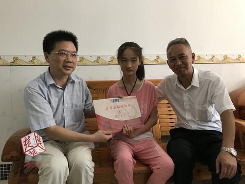 “我走得很慢，但我決不后退”