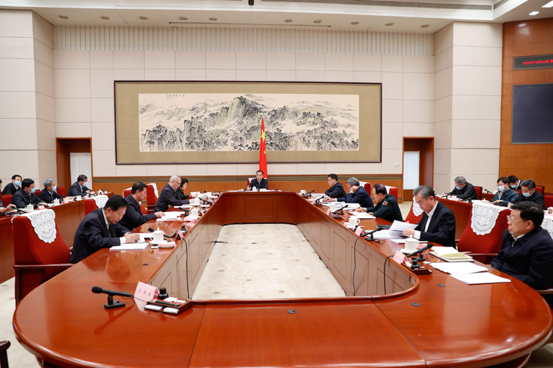 李克強(qiáng)主持召開國(guó)務(wù)院“十四五”規(guī)劃《綱要草案》編制工作領(lǐng)導(dǎo)小組會(huì)議