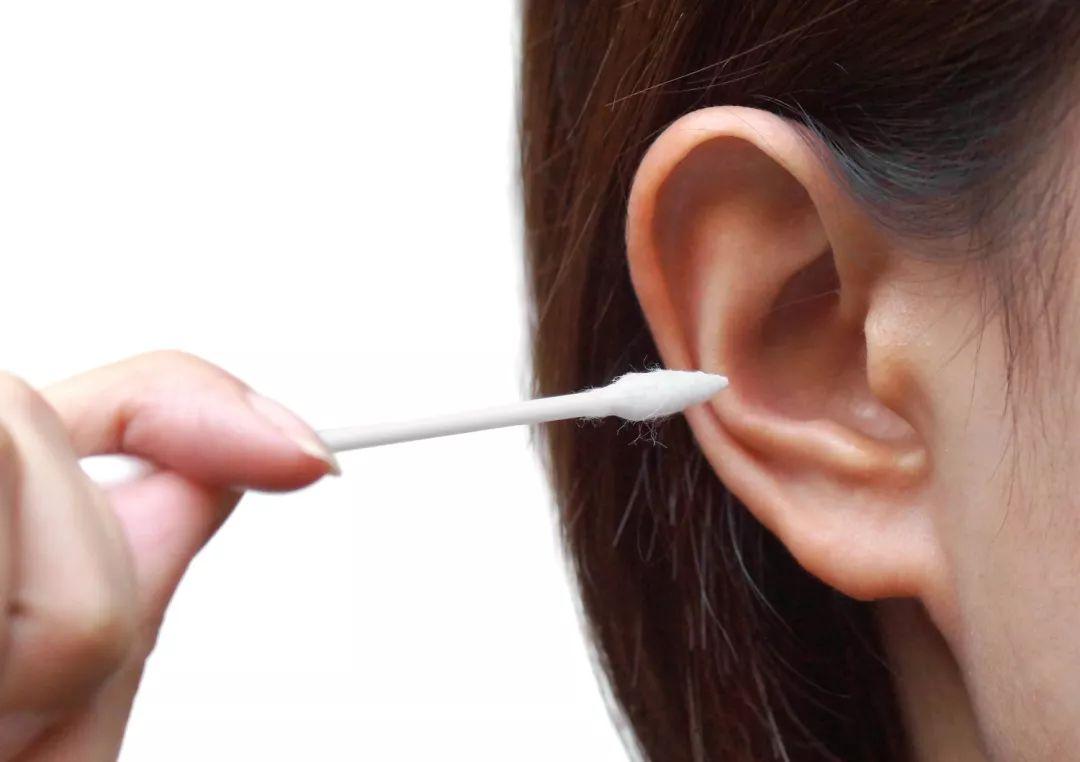 看耳屎能識(shí)別健康狀態(tài)！正常的耳屎長(zhǎng)這樣……