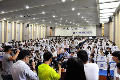 高職教育讓千萬貧困家庭走出第一代大學生