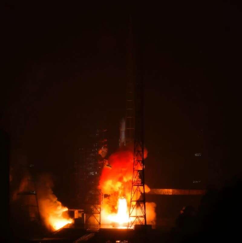 我國發(fā)射天鏈一號05星 建立具有全球覆蓋能力的中繼衛(wèi)星系統(tǒng)