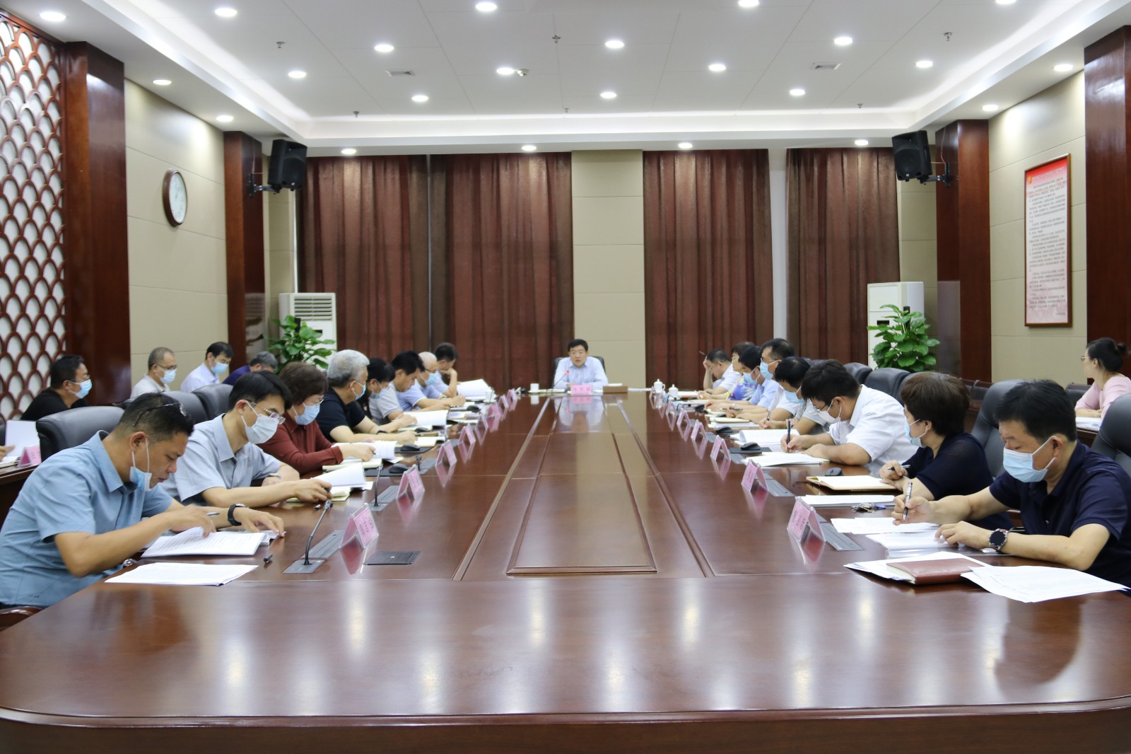 東昌府區(qū)委黨史學(xué)習(xí)教育領(lǐng)導(dǎo)小組第三次會議召開