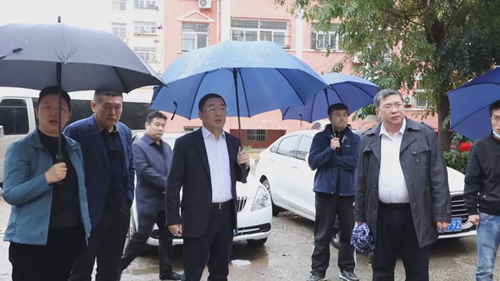 東昌府區(qū)委副書記江紹華督導檢查城市防汛、房屋安全、城建重點項目建設工作