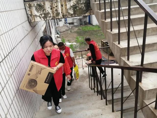 承德共青團(tuán)為青少年辦實(shí)事做好事解難事