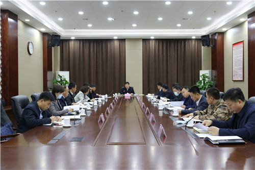 東昌府區(qū)委理論學習中心組舉行第十四次集體學習研討