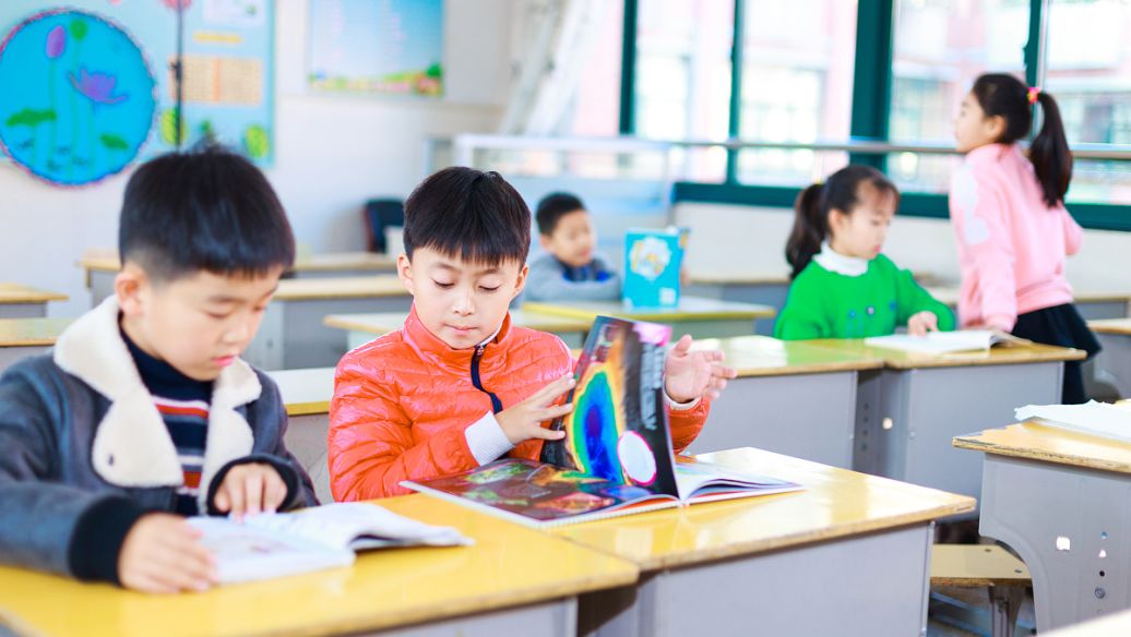 教育部：線下學(xué)科類(lèi)培訓(xùn)機(jī)構(gòu)壓減率超過(guò)40%