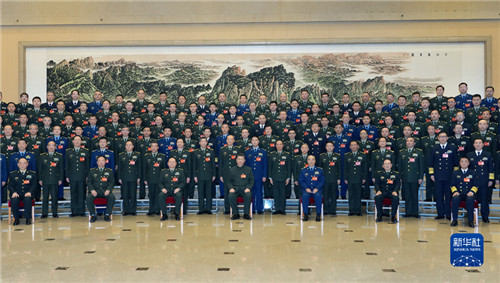 習近平在中央軍委人才工作會議上強調(diào) 聚焦實現(xiàn)建軍一百年奮斗目標 深入實施新時代人才強軍戰(zhàn)略
