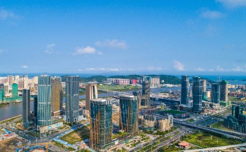 加大基礎(chǔ)設(shè)施建設(shè) 激發(fā)湛江發(fā)展活力
