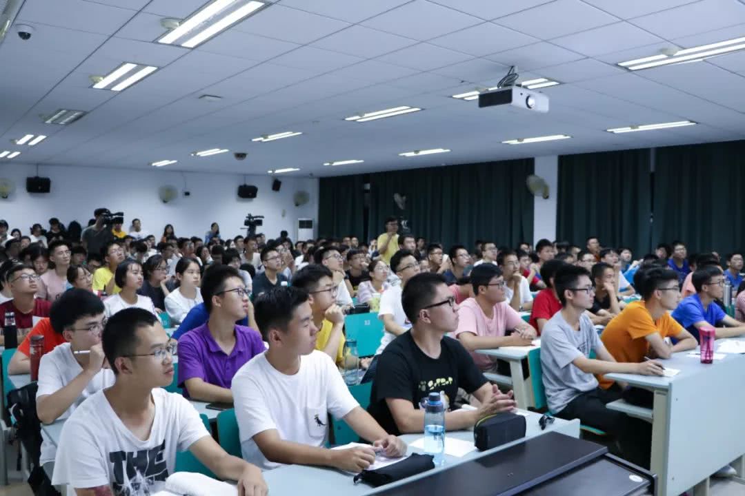 84位新院士的“入院第一課”