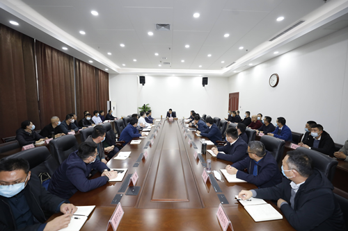 東昌府區(qū)組織收聽(tīng)收看全市城鎮(zhèn)燃?xì)獍踩挪檎喂ぷ饕曨l會(huì)議