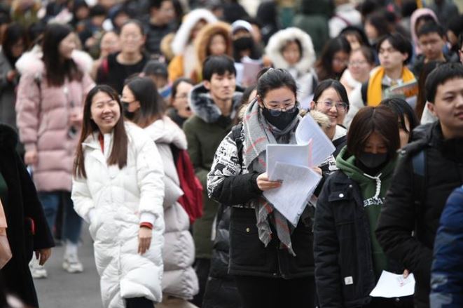 僅20年，我國(guó)研究生招生規(guī)模從十幾萬(wàn)人增加到110多萬(wàn)人