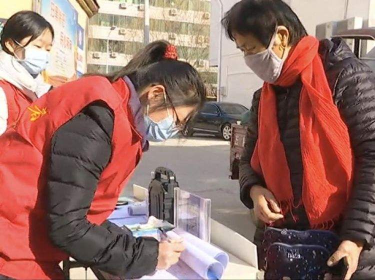 西安青年志愿者風(fēng)雪中筑起疫情防線(xiàn)：“我的城，我來(lái)守！”