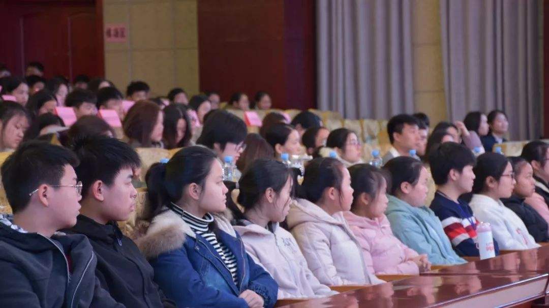 江西“微團課”5年覆蓋數(shù)百萬師生