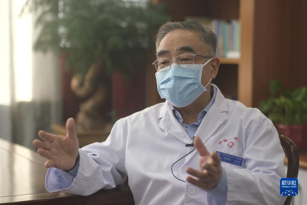 迎戰(zhàn)“奧密克戎”——專訪中國工程院院士張伯禮