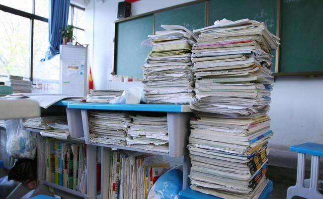 高三一年用來“刷題”：辦學(xué)質(zhì)量不比升學(xué)率比啥？