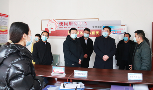馬軍權(quán)到斗虎屯鎮(zhèn)調(diào)研鄉(xiāng)村振興、基層黨建工作