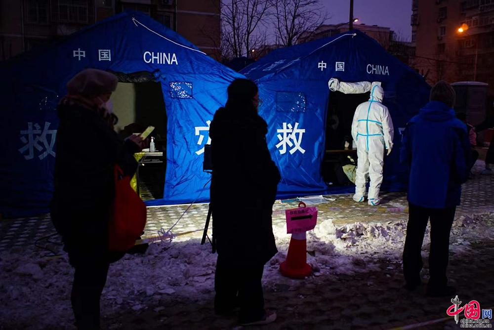 北京市豐臺(tái)區(qū)進(jìn)行第二輪核酸檢測(cè)[圖]