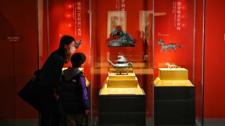 “瑞虎佑安——二〇二二新春展”在國(guó)博開展