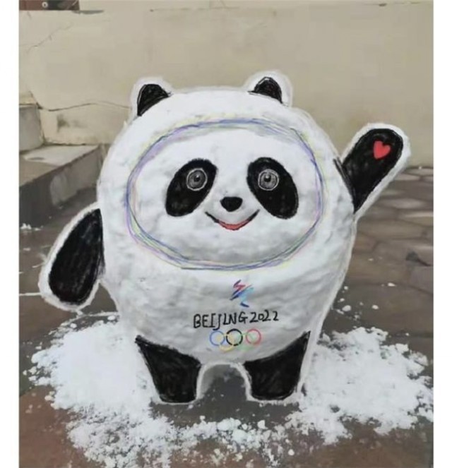 太萌太驚艷！為了實(shí)現(xiàn)“冰墩墩自由” 網(wǎng)友們太努力！