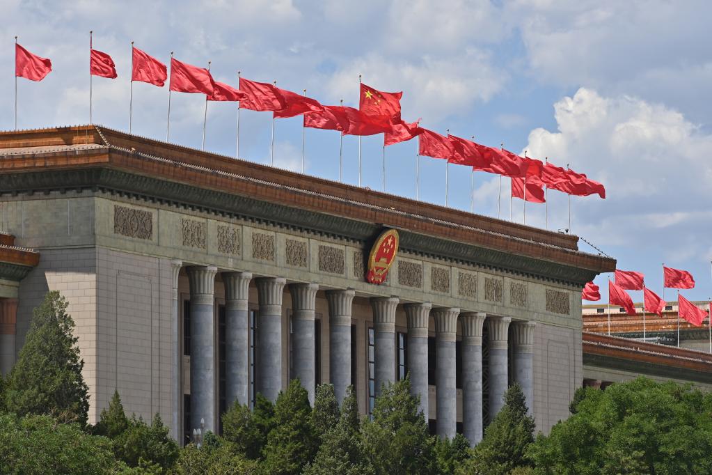 全國人大議事規(guī)則修改后首次大會，這些細節(jié)有深意