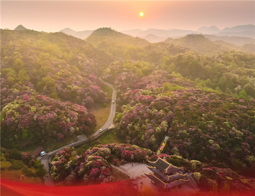 第一報道 | “五個必由之路”，習(xí)近平讓世界理解中國的“成功密碼”