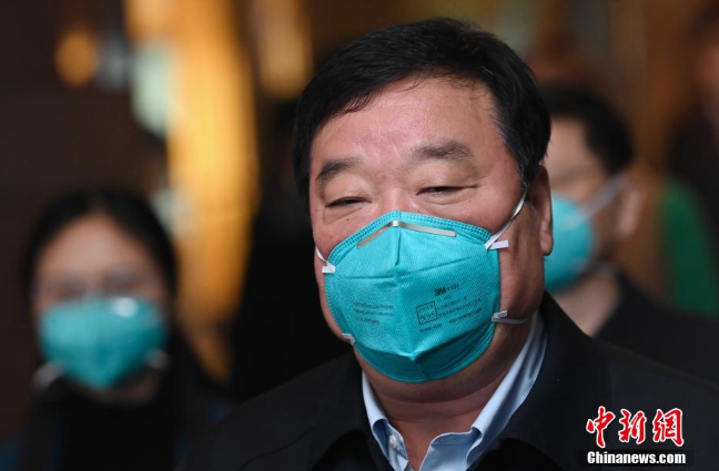香港抗疫新措施令人鼓舞，病例指數(shù)式上升已基本被遏制——中央援港防控專家組組長(zhǎng)梁萬年談抗疫熱點(diǎn)問題