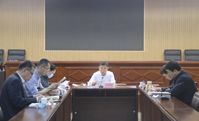 東昌府區(qū)人民政府黨組理論學習中心組開展集體學習研討