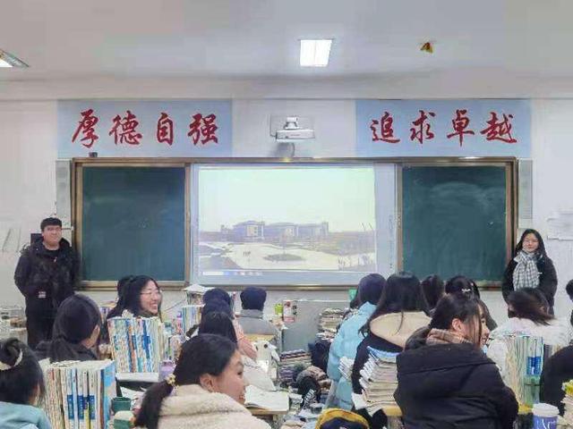 安徽科技學(xué)院64支學(xué)生團(tuán)隊回母校報喜