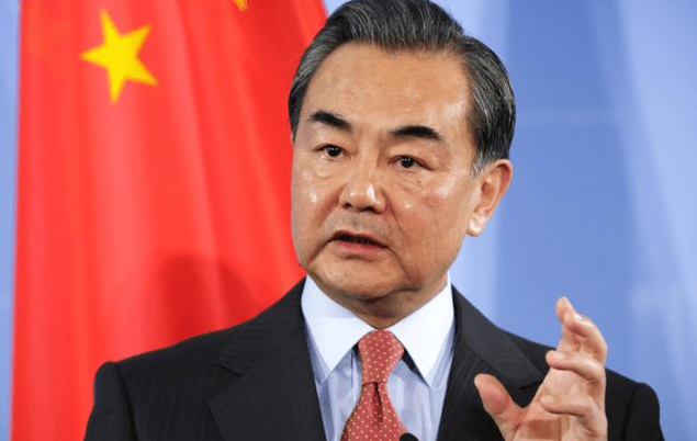 王毅同加拿大外長喬利通電話