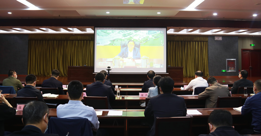 東昌府區(qū)組織收聽(tīng)收看全市疫情防控專(zhuān)題視頻會(huì)議  江紹華在東昌府分會(huì)場(chǎng)參加收聽(tīng)收看
