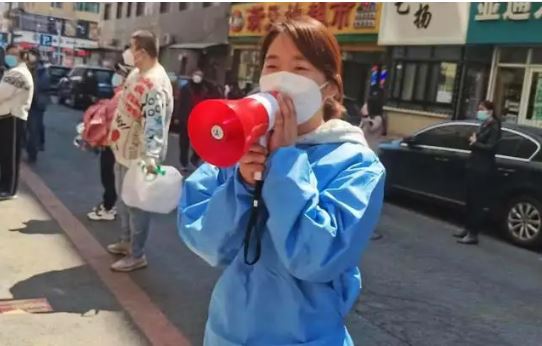 青年組織在疫情下社區(qū)保供維穩(wěn)中的作用、問(wèn)題與對(duì)策