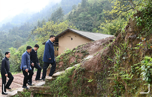 近鏡頭丨“這件事我要以釘釘子精神反反復(fù)復(fù)地去抓”