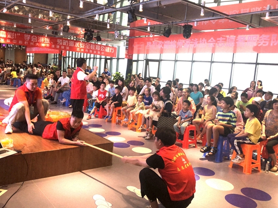 專業(yè)教育是讓孩子遠(yuǎn)離溺水的好方式