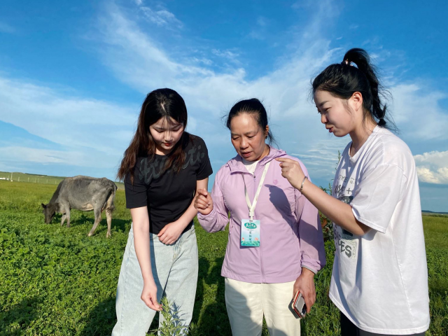 【美麗中國·網絡媒體生態(tài)行】在草原上共尋思政課的“源頭活水”